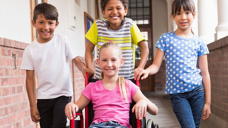 faciliter - l'accès à l'école pour les enfants à mobilité réduite